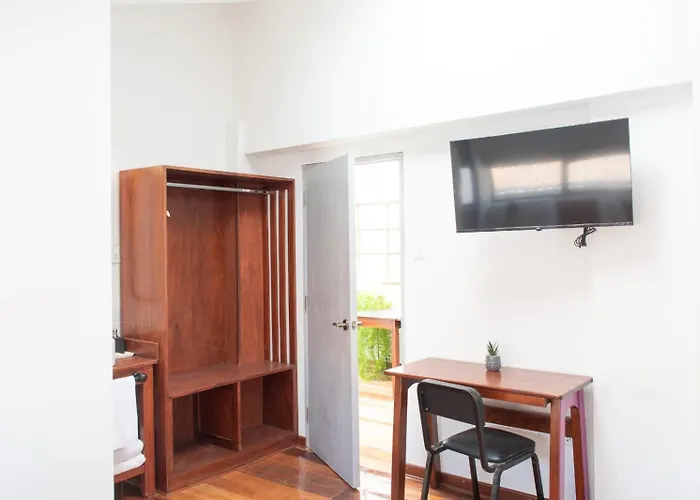 Solara Art House