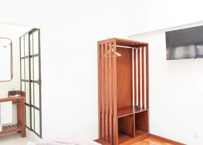 Solara Art House